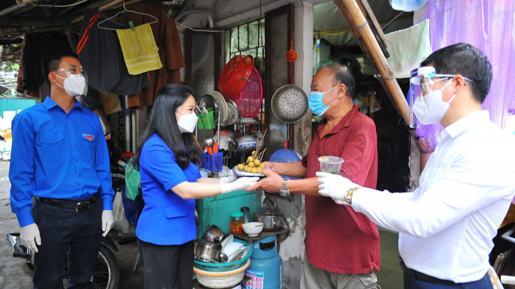 Cổ vũ, khơi dậy lẽ sống cao đẹp trong thanh niên để phát triển đất nước hùng cường