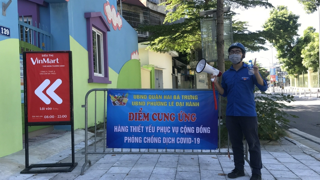 Tình nguyện Đại học Văn hóa Hà Nội: Góp sức trẻ cùng Thủ đô thắng dịch