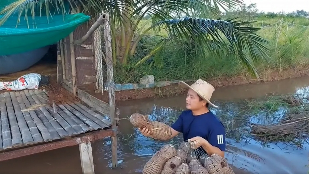 Từ kỹ sư công nghệ thành anh nông dân “chân lấm tay bùn”