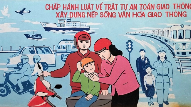 Thanh Trì: Rực rỡ đường tranh bích họa tại vùng quê Thanh Liệt