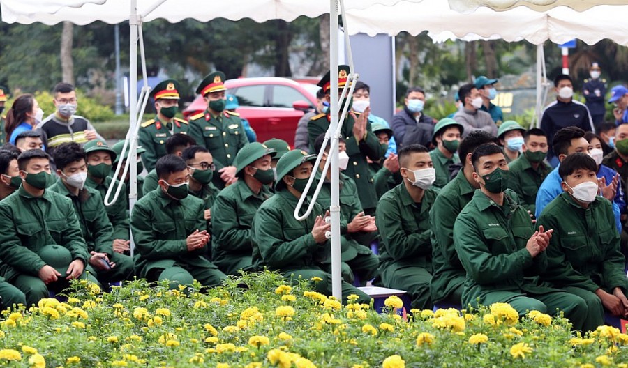 Chùm ảnh gặp mặt thanh niên nhập ngũ và tuyên dương quân nhân xuất ngũ tiêu biểu