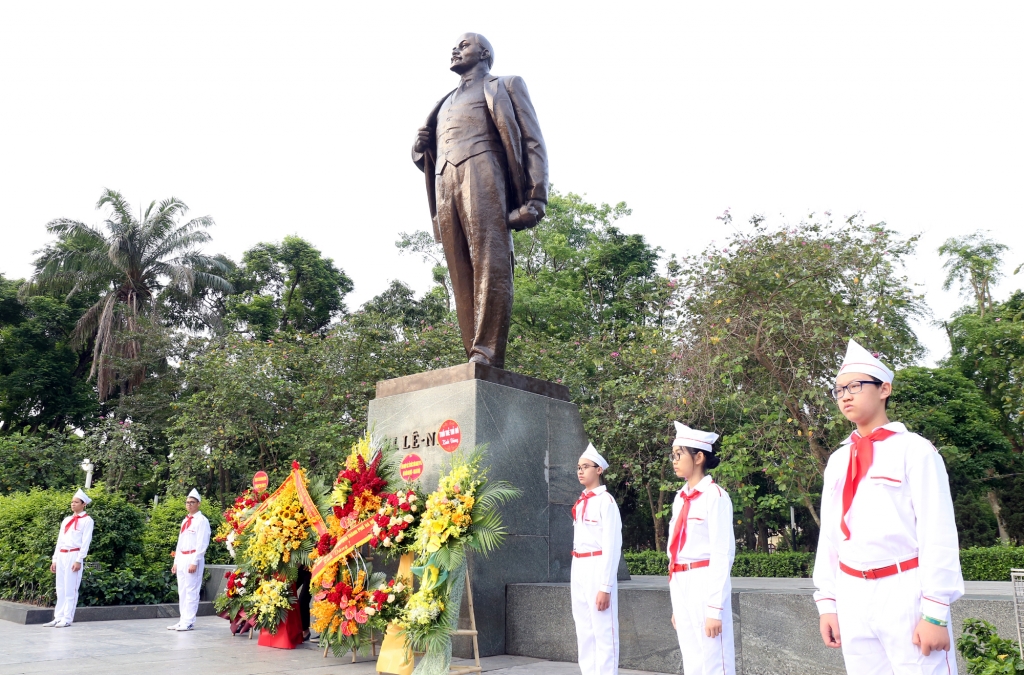 Tượng đài Lênin 