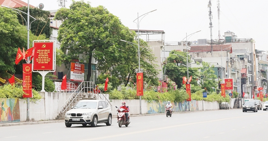 Hà Nội: Đường phố trang hoàng rực rỡ chào đón ngày hội toàn dân