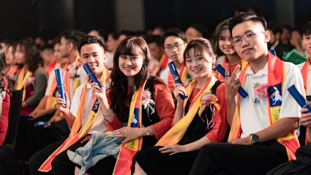 KOTO tổ chức lễ tốt nghiệp và trao bằng cho 95 học viên