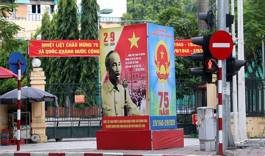 pho phuong ha noi rop co hoa chao mung quoc khanh 29