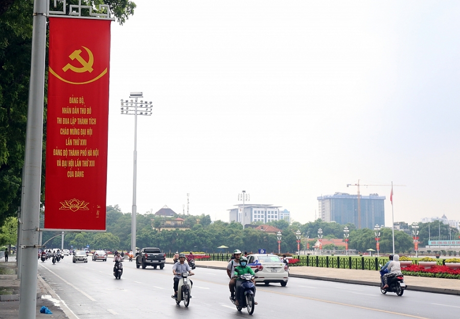 chào mừng Đại hội đại biểu lần thứ XVII Đảng bộ thành phố banner