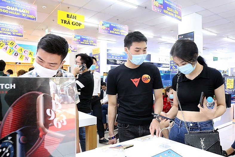 iPhone 12 xác lập kỷ lục đặt hàng mới tại Thế Giới Di Động