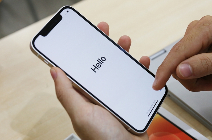 iPhone 12 xác lập kỷ lục đặt hàng mới tại Thế Giới Di Động