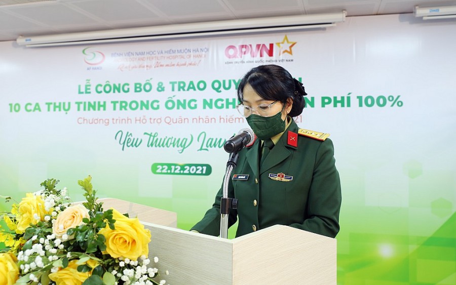 2. Đại tá Trịnh Tùng Lâm - PGĐ Trung tâm Phát thanh - truyền hình Quân đội phát biểu