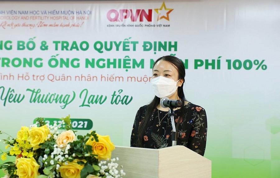 3. ThS.BS Lê Thị Thu Hiền - PGĐ Bệnh viện công bố quyết định 10 ca TTTON miễn phí dành cho Quân nhân