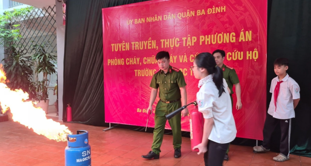 Tuyên truyền kiến thức phòng cháy chữa cháy cho học sinh tiểu học