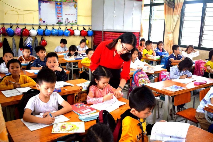Đại học Sư phạm Hà Nội dự thảo không tuyển thí sinh nói ngọng: Học sinh, giáo viên nói gì?