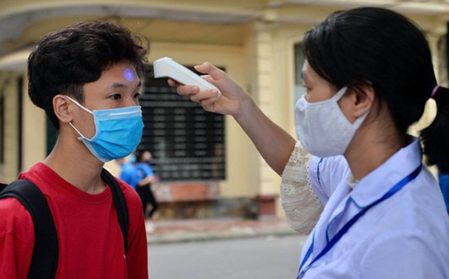 Tuyển thẳng thí sinh F0, F1: Nhân văn và công bằng với mọi học sinh