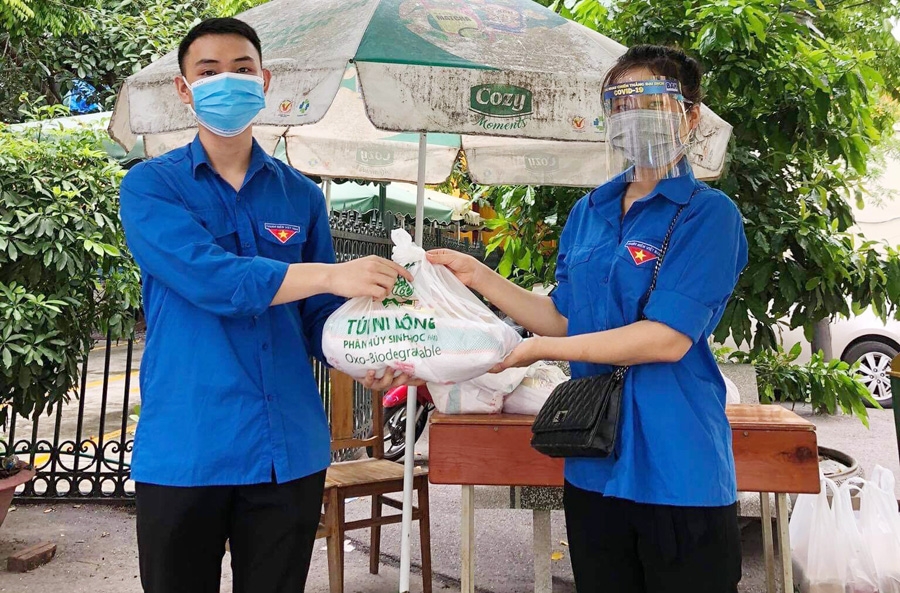 Học viện Báo chí và Tuyên truyền hỗ trợ học phí cho sinh viên