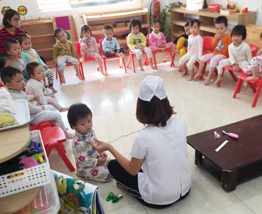 Giáo viên trường tư ở Hà Nội phấn khởi, vui mừng