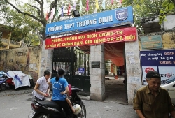 Bộ GD&ĐT nói gì khi phụ huynh bị “bêu xấu” vì từ chối đóng tiền tự nguyện?