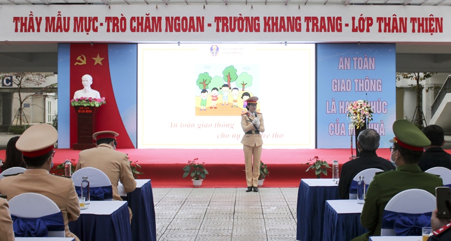 Hà Nội ra mắt mô hình “Cổng trường học an toàn giao thông”