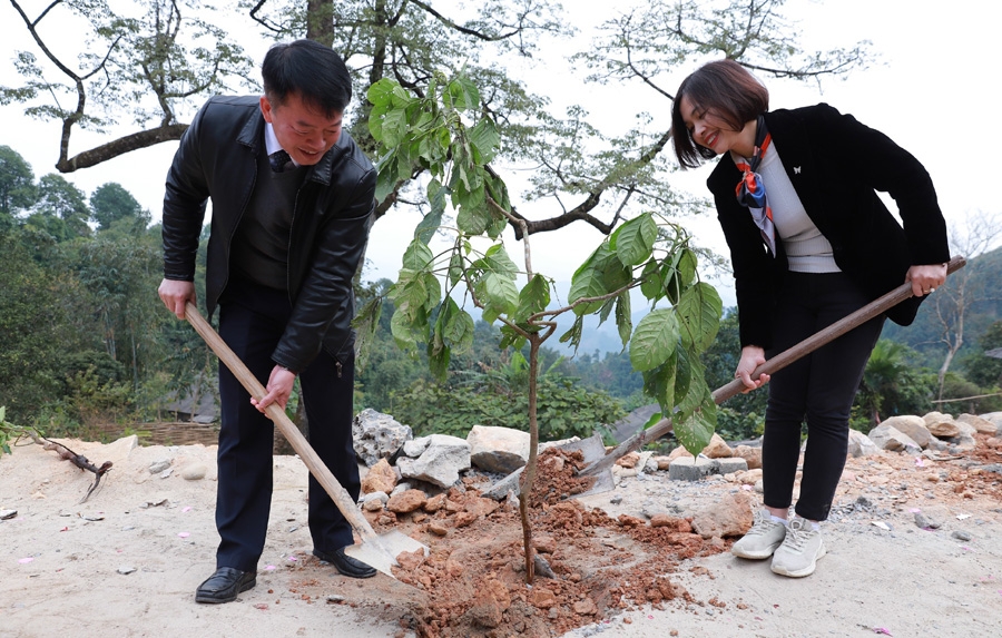 “Nhà lớp học cho em” từ Thủ đô đến với học trò vùng cao Hà Giang