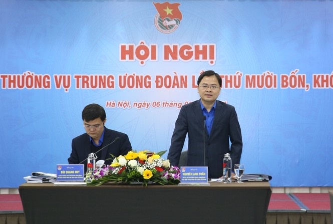 Anh Nguyễn Anh Tuấn, Bí thư thứ nhất Trung ương Đoàn, Chủ tịch Hội LHTN Việt Nam phát biểu tại hội nghị