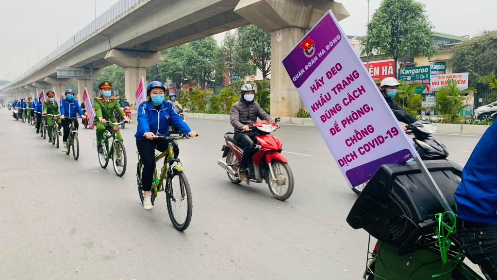 Đoàn viên, thanh niên quận Hà Đông ra quân tuyên truyền phòng chống dịch Covid-19