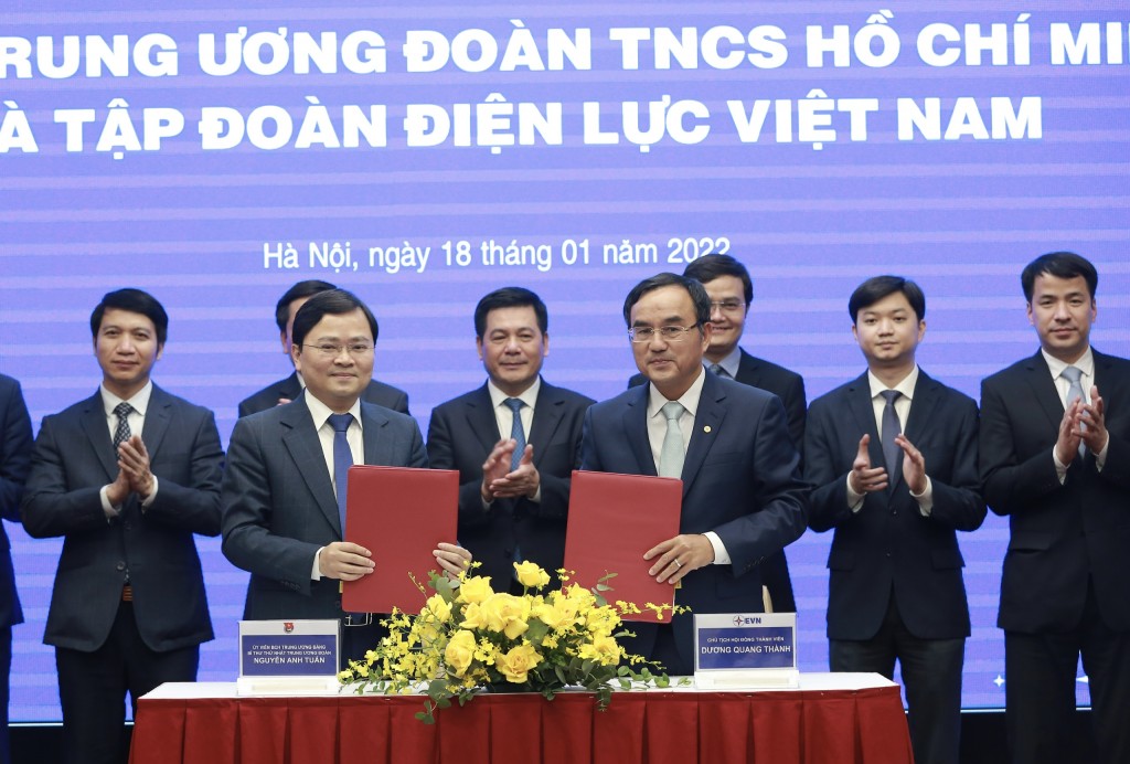 Qua lễ ký kết hai đơn vị sẽ đẩy mạnh tuyên truyền, giúp thanh thiếu nhi sử dụng  điện an toàn, hiệu quả