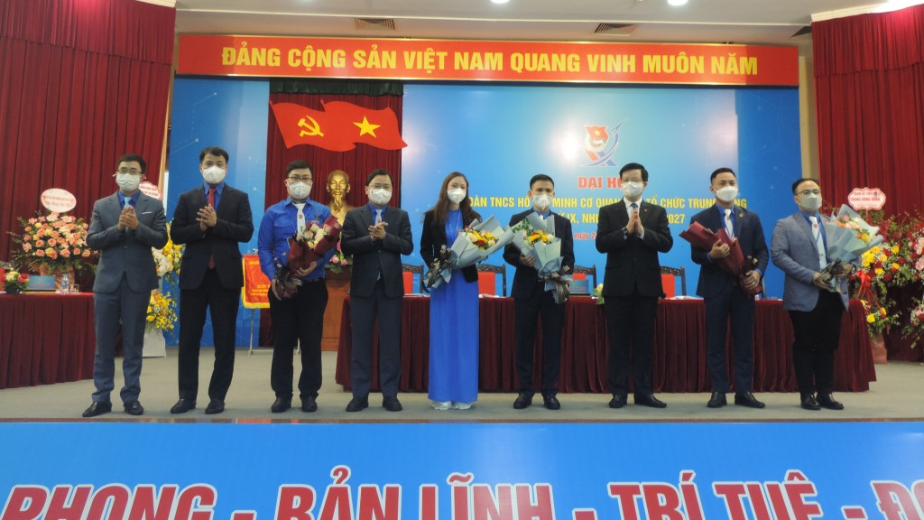 Ban chấp hành Đoàn Thanh niên cơ quan Ban Tổ chức Trung ương ra mắt tại Đại hội