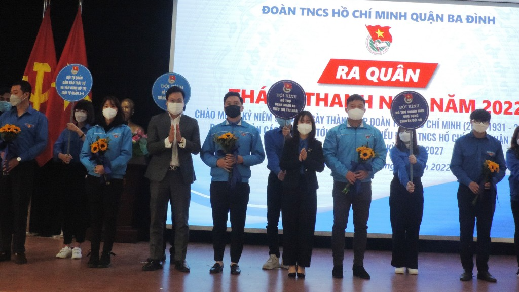 Các đội hình tình nguyện trong Tháng Thanh niên 2022 của tuổi trẻ quận Ba Đình 