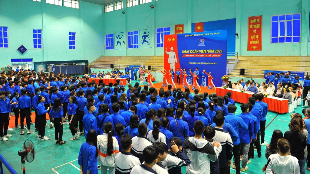 Ngày đoàn viên thu hút đông đảo thanh niên tham gia