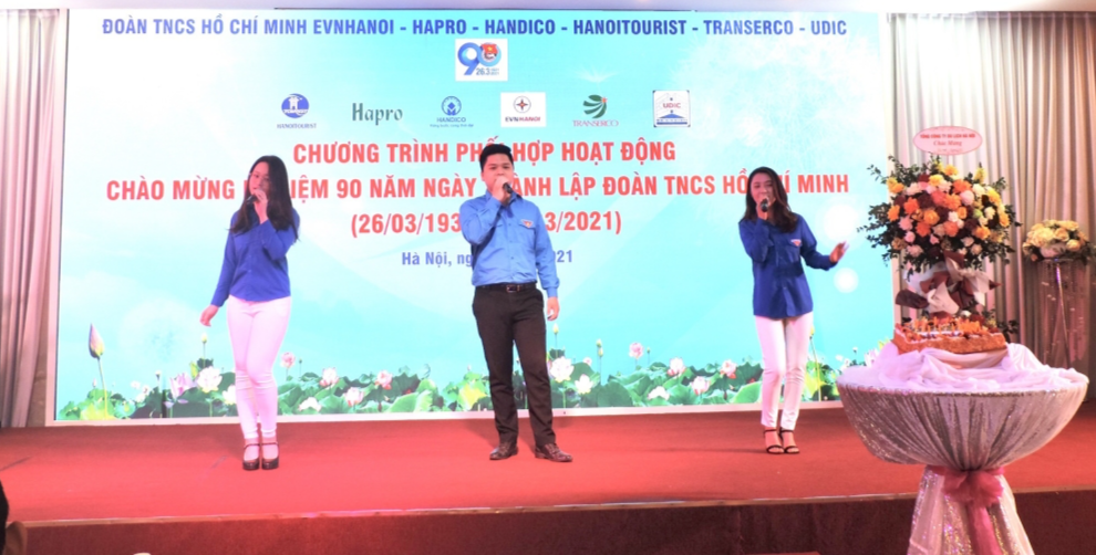 Tiết mục văn nghệ của đoàn viên, thanh niên tại chương trình 