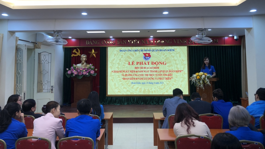 Lễ phát động đợt thi đua cao điểm chào mừng 60 năm thành lập quận Hoàn Kiếm 