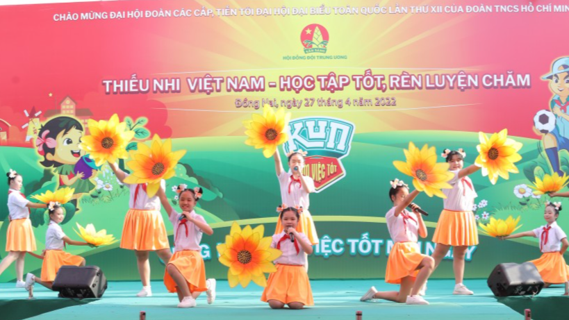 Tiết mục văn nghệ của thiếu nhi tại chương trình 