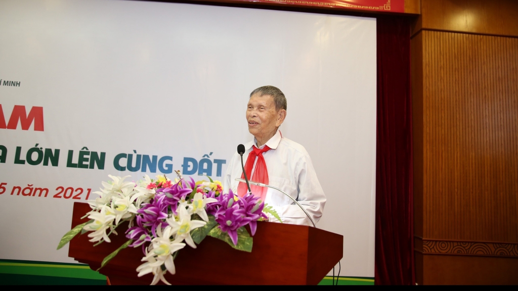 Nhà giáo nhân dân Nguyễn Đức Thìn nói về phong trào Nghìn việc tốt