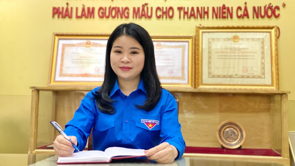 Đồng chí Chu Hồng Minh, Ủy viên Ban Thường vụ Trung ương Đoàn, Thành ủy viên, Bí thư Thành đoàn, Chủ tịch Hội Sinh viên thành phố Hà Nội