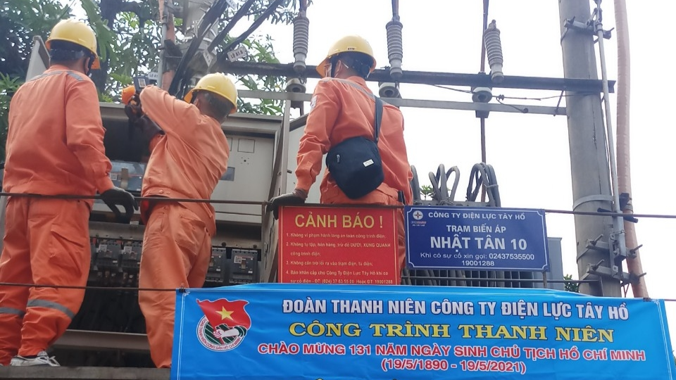 Công trình vệ sinh TBA – đảm bảo điện hè 2021 – ĐTN Công ty Điện lực Tây Hồ