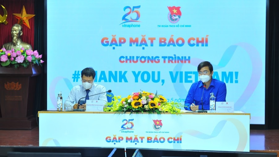 Ban tổ chức thông tin chương trinh đến báo chí 