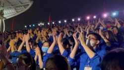 Ấn tượng màu áo xanh tình nguyện  tại lễ khai mạc SEA Games 31