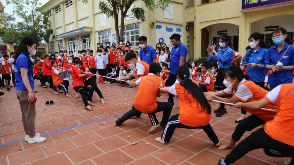 Sân chơi cuối tuần được tổ chức tại xã Thư Phú 