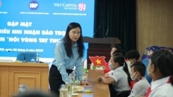 Gặp mặt thiếu nhi của chương trình “Nối vòng tay thương”