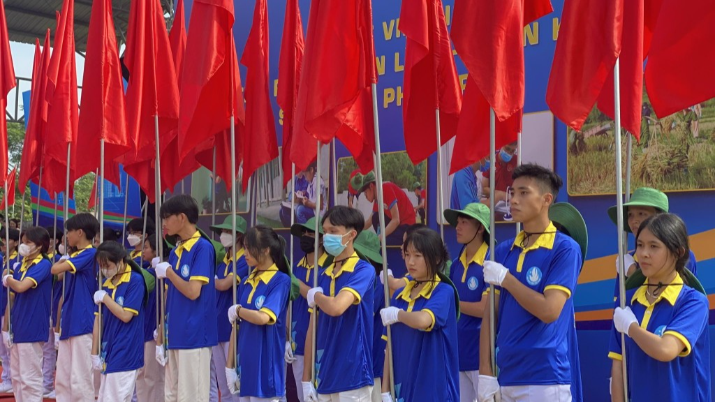 Thanh niên tình nguyện tại lễ ra quân Chiến dịch Thanh niên tình nguyện hè 2022 Thanh niên tình nguyện tại lễ ra quân Chiến dịch Thanh niên tình nguyện hè 2022