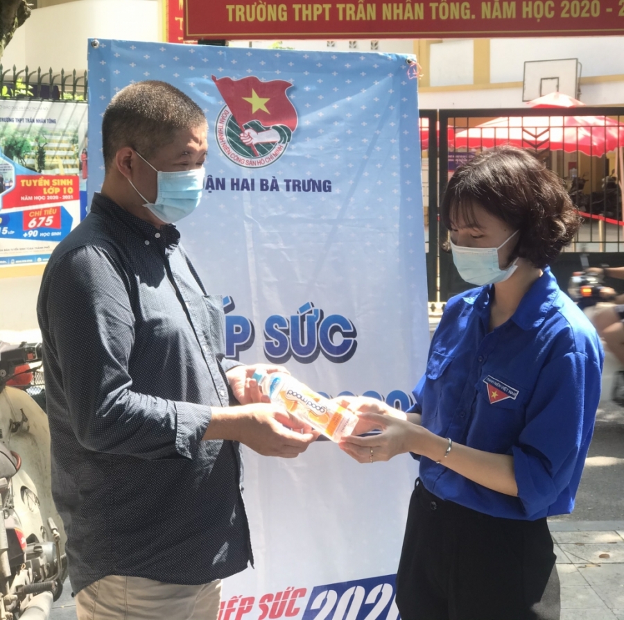 7 năm đi tiếp sức mùa thi...