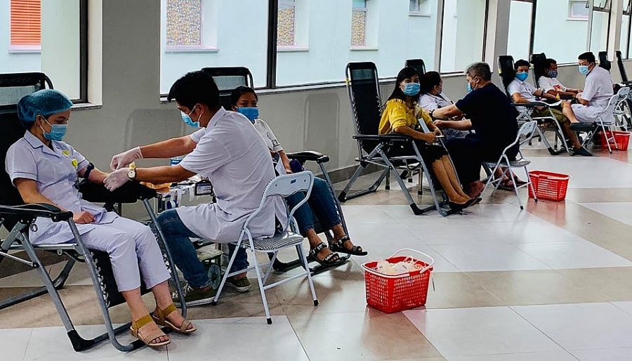 Tuần lễ hiến máu “Giọt hồng trao em” - chung tay vì bệnh nhi nghèo