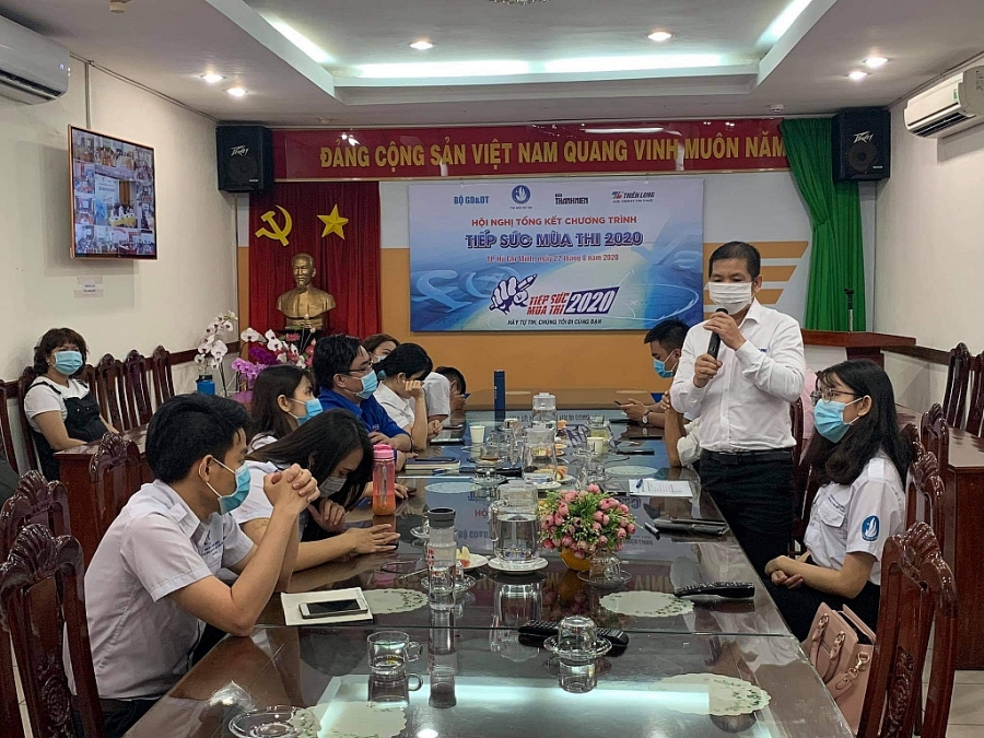 Chương trình “Tiếp sức mùa thi