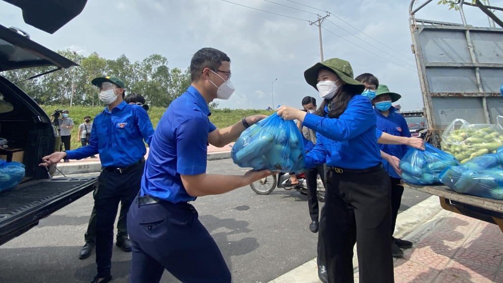 Các vật phẩm sẽ được gửi tặng đến nhiều quận, huyện góp phần phòng, chống dịch 