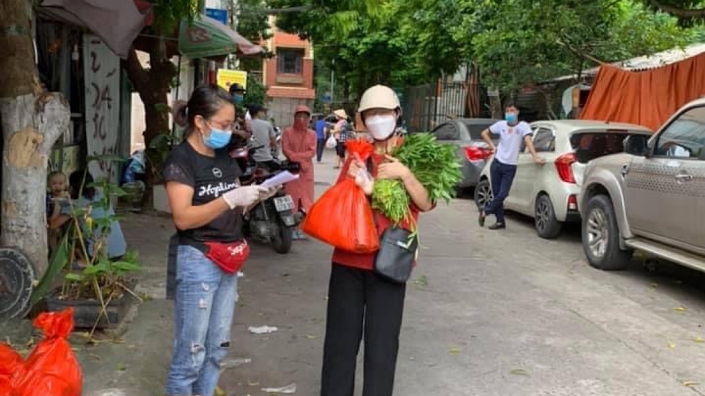 Bài 2: Biến nhà mình thành gian hàng hỗ trợ người nghèo