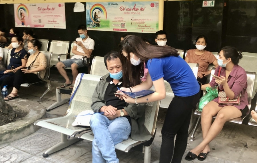 Thêm một “ATM khẩu trang” miễn phí tặng người dân phòng dịch Covid-19