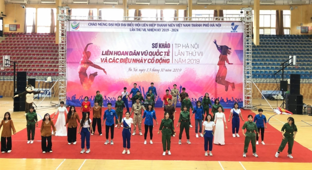 Liên hoan dân vũ và các điệu nhảy cổ động thành phố Hà Nội năm 2019