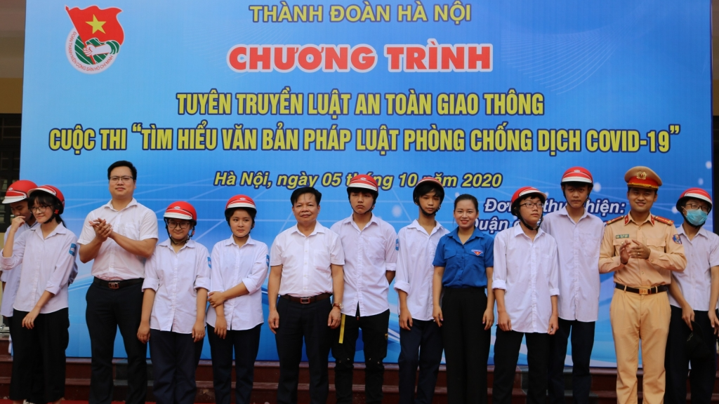 Tuyên truyền an toàn giao thông tới học sinh Thủ đô