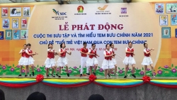 Tìm hiểu hình ảnh tuổi trẻ Việt Nam qua con tem Bưu chính