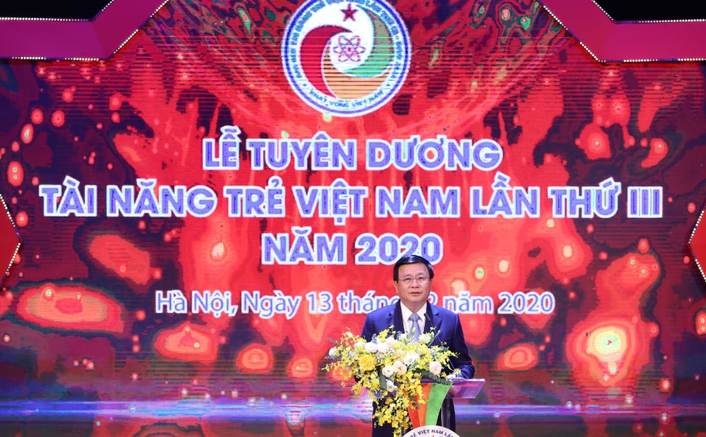 Nguyễn Xuân Thắng, Bí thư T.Ư Đảng, Giám đốc Học viện Quốc gia Hồ Chí Minh, Chủ tịch Hội đồng Lý luận Trung ương phát biểu tại Đại hội