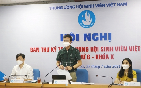 Lãnh đạo Hội sinh viên Việt Nam phát biểu tại hội nghị 